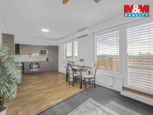 Prodej bytu 3+kk, Praha - Černý Most, Dobrovolného, 59 m2