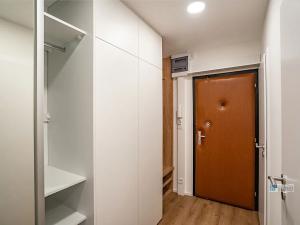 Pronájem bytu 2+kk, Praha - Háje, Kosmická, 43 m2