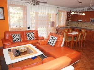 Prodej rodinného domu, Hrochův Týnec, Zámecká, 115 m2