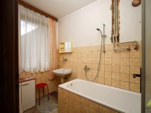 Prodej rodinného domu, Zborovice - Medlov, 200 m2