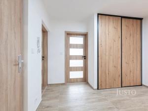 Pronájem bytu 2+1, Zlín, L. Váchy, 54 m2