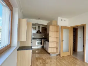 Pronájem bytu 2+kk, Praha - Modřany, Soukalova, 45 m2