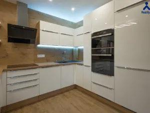 Prodej bytu 2+kk, Velešovice, 62 m2