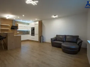 Prodej bytu 2+kk, Velešovice, 62 m2