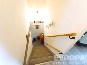 Prodej rodinného domu, Bezvěrov - Chudeč, 180 m2