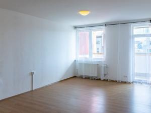 Pronájem bytu 1+kk, Praha - Vysočany, Poděbradská, 38 m2