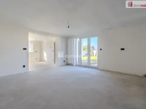 Prodej rodinného domu, Vědomice, Vetelská, 460 m2
