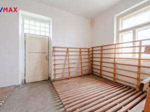 Prodej vícegeneračního domu, Jankov, Blanická, 410 m2