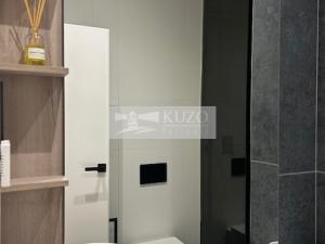 Prodej bytu 2+kk, Karlovy Vary, Sadová, 49 m2