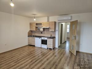 Pronájem bytu 2+kk, Vacenovice, Dřínovec, 50 m2