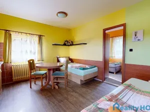 Prodej ubytování, Votice, Javorská, 364 m2