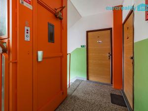 Prodej bytu 3+1, Rotava, Sídliště, 75 m2