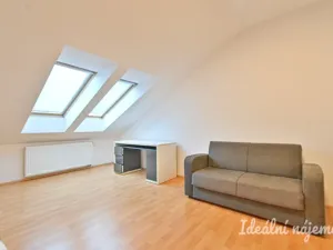 Pronájem bytu 2+1, Brno, Zahradnická, 79 m2