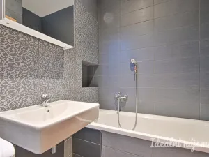 Pronájem bytu 2+1, Brno, Zahradnická, 79 m2