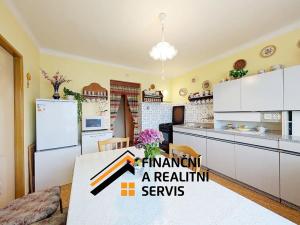 Prodej rodinného domu, Semčice, 221 m2