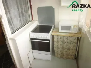 Prodej bytu 1+kk, Jindřichův Hradec, Sídliště Vajgar, 27 m2