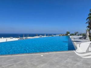 Prodej bytu 2+1, Agios Amvrosios Keryneias, Kypr, 87 m2