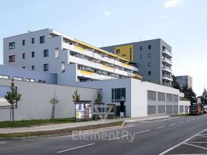 Pronájem bytu 2+kk, Hradec Králové, Kubelíkova, 70 m2