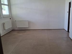 Pronájem skladu, Ždírec nad Doubravou, 330 m2