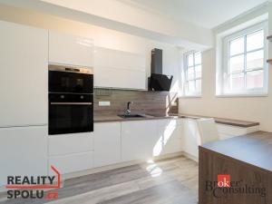 Pronájem bytu 2+kk, Kralupy nad Vltavou, Náměstí G. Karse, 55 m2
