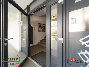 Pronájem bytu 2+kk, Kralupy nad Vltavou, Náměstí G. Karse, 55 m2