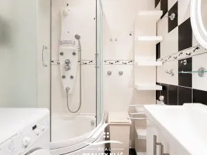 Pronájem bytu 1+1, Ostrava, Garážní, 38 m2
