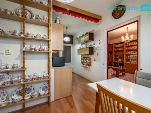 Prodej bytu 2+1, Mariánské Lázně, Za Tratí, 64 m2