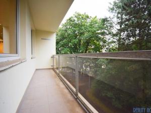 Prodej bytu 3+kk, Praha - Kobylisy, Mirovická, 74 m2