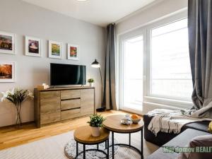 Pronájem bytu 2+kk, Praha - Hloubětín, Laponská, 49 m2