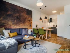 Pronájem bytu 2+kk, Praha - Hloubětín, Laponská, 49 m2