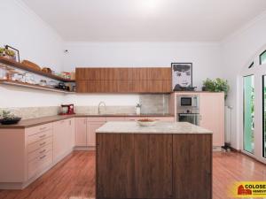 Prodej rodinného domu, Lužice, Velkomoravská, 260 m2