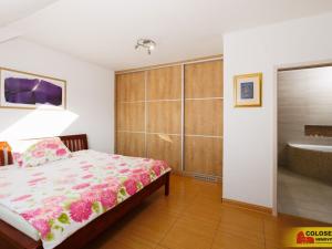 Prodej rodinného domu, Lužice, Velkomoravská, 260 m2