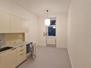 Pronájem kanceláře, Praha - Smíchov, Janáčkovo nábřeží, 100 m2