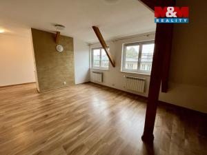 Pronájem bytu 2+1, Český Těšín, Hlavní třída, 56 m2