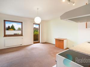 Prodej bytu 1+kk, Praha, Bojínková, 32 m2