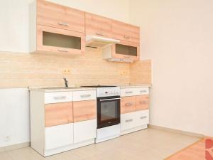 Pronájem bytu 2+kk, Praha - Nusle, Sdružení, 50 m2