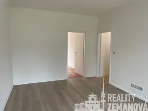 Pronájem bytu 2+kk, Vrané nad Vltavou, Nádražní, 53 m2