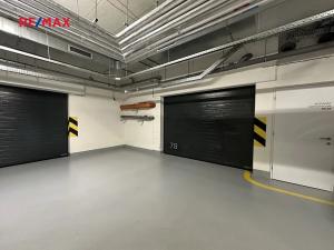 Pronájem garáže, Praha - Vokovice, Ke dvoru, 45 m2