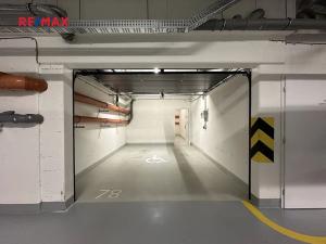 Pronájem garáže, Praha - Vokovice, Ke dvoru, 45 m2