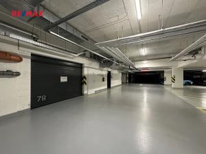 Pronájem garáže, Praha - Vokovice, Ke dvoru, 45 m2