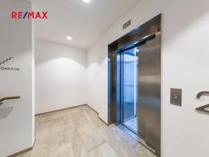 Pronájem garáže, Praha - Vokovice, Ke dvoru, 45 m2