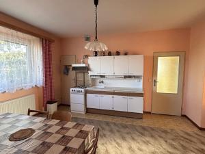Prodej rodinného domu, Hroznová Lhota, 152 m2