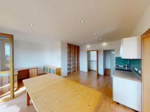 Pronájem bytu 2+kk, Klecany, Nám. Třebízského, 80 m2