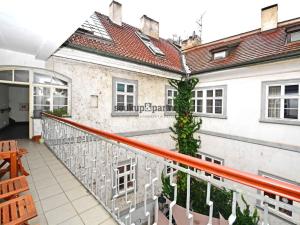 Pronájem kanceláře, Praha - Malá Strana, Prokopská, 205 m2