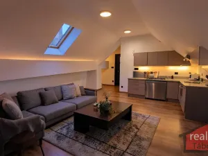 Prodej bytu 2+kk, Nupaky, Nupacká, 60 m2