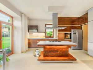 Prodej rodinného domu, Lichnov, 672 m2