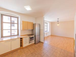 Pronájem bytu 2+kk, Šumperk, Hlavní třída, 74 m2