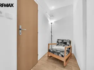 Prodej bytu 1+1, Broumov - Olivětín, Dukelská, 27 m2