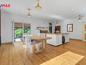 Prodej rodinného domu, Karlovy Vary, Pražská silnice, 450 m2