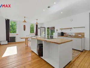 Prodej rodinného domu, Karlovy Vary, Pražská silnice, 450 m2